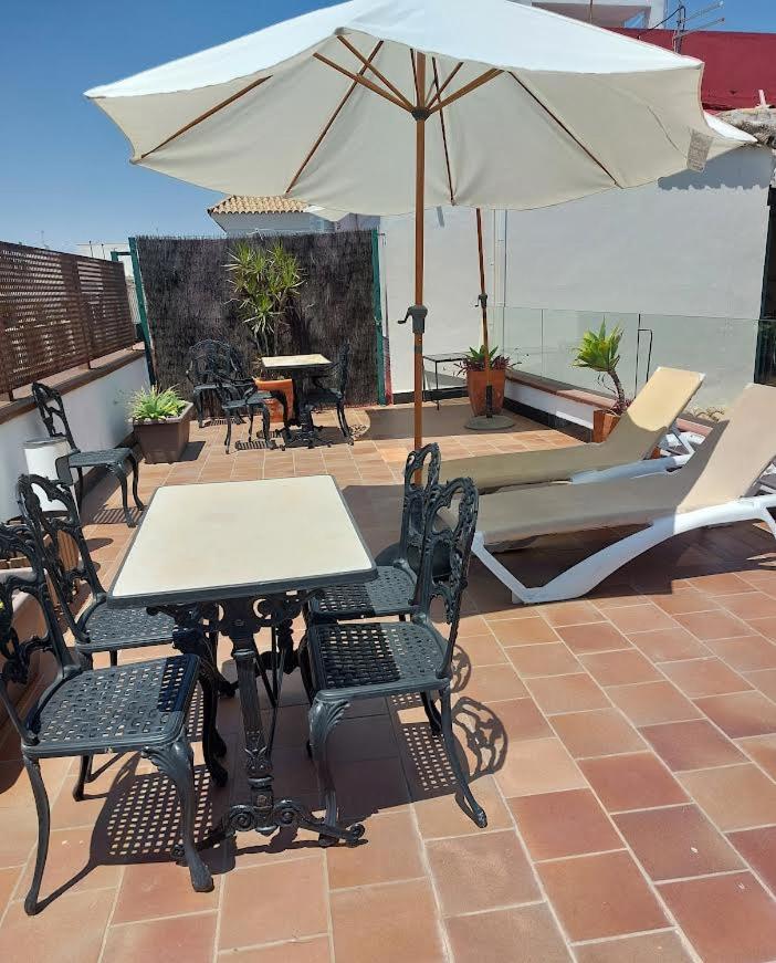 Patio Cartuja Apartamento Sevilha Exterior foto