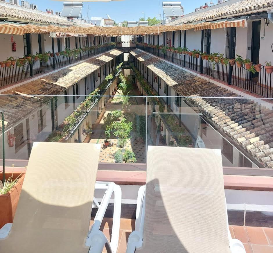 Patio Cartuja Apartamento Sevilha Exterior foto